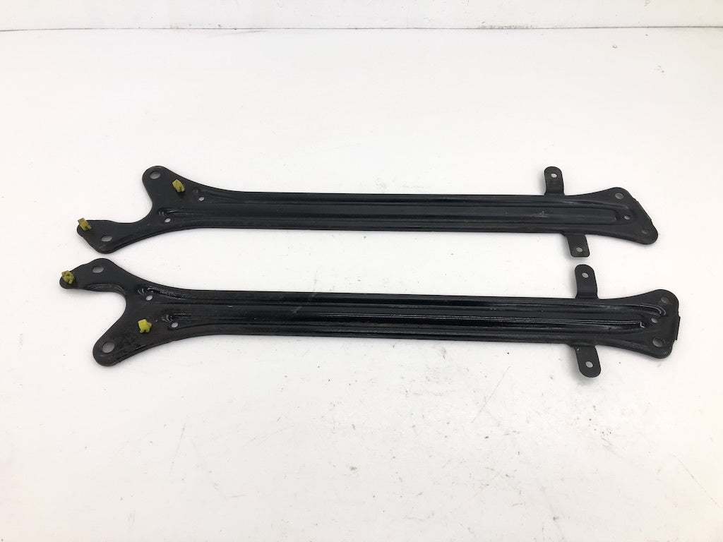 Used OEM Altezza/IS200/IS300 Subframe brace and cups
