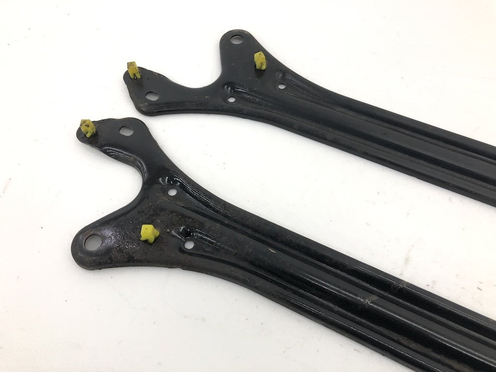 Used OEM Altezza/IS200/IS300 Subframe brace and cups