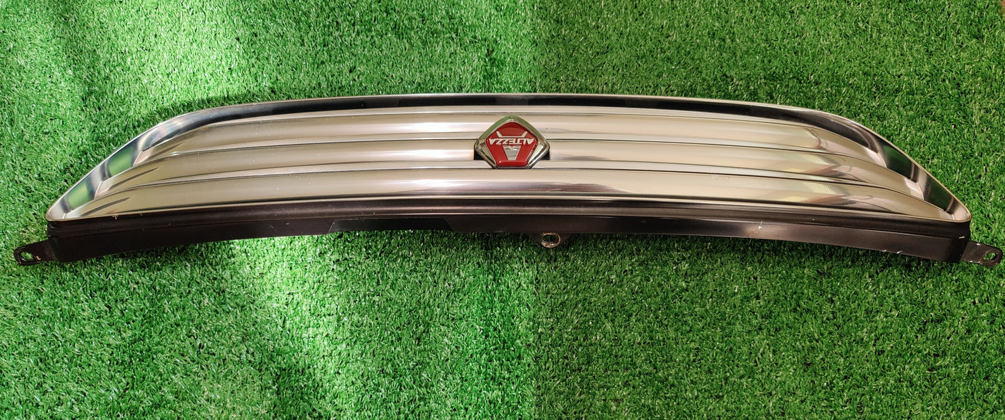 OEM Toyota Altezza 3 Bar Front Grill With Badge