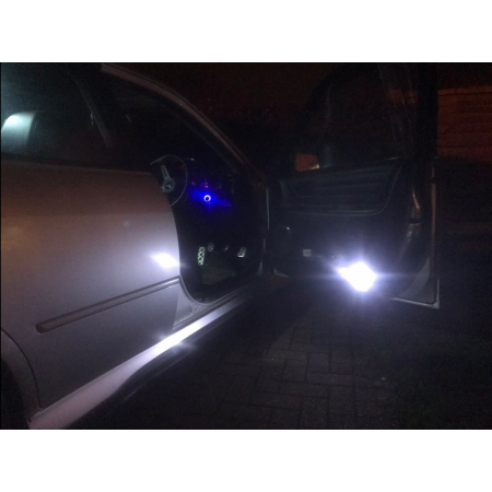 Lexus IS200/300 Clear Door Puddle Light - JDM GOODNESS