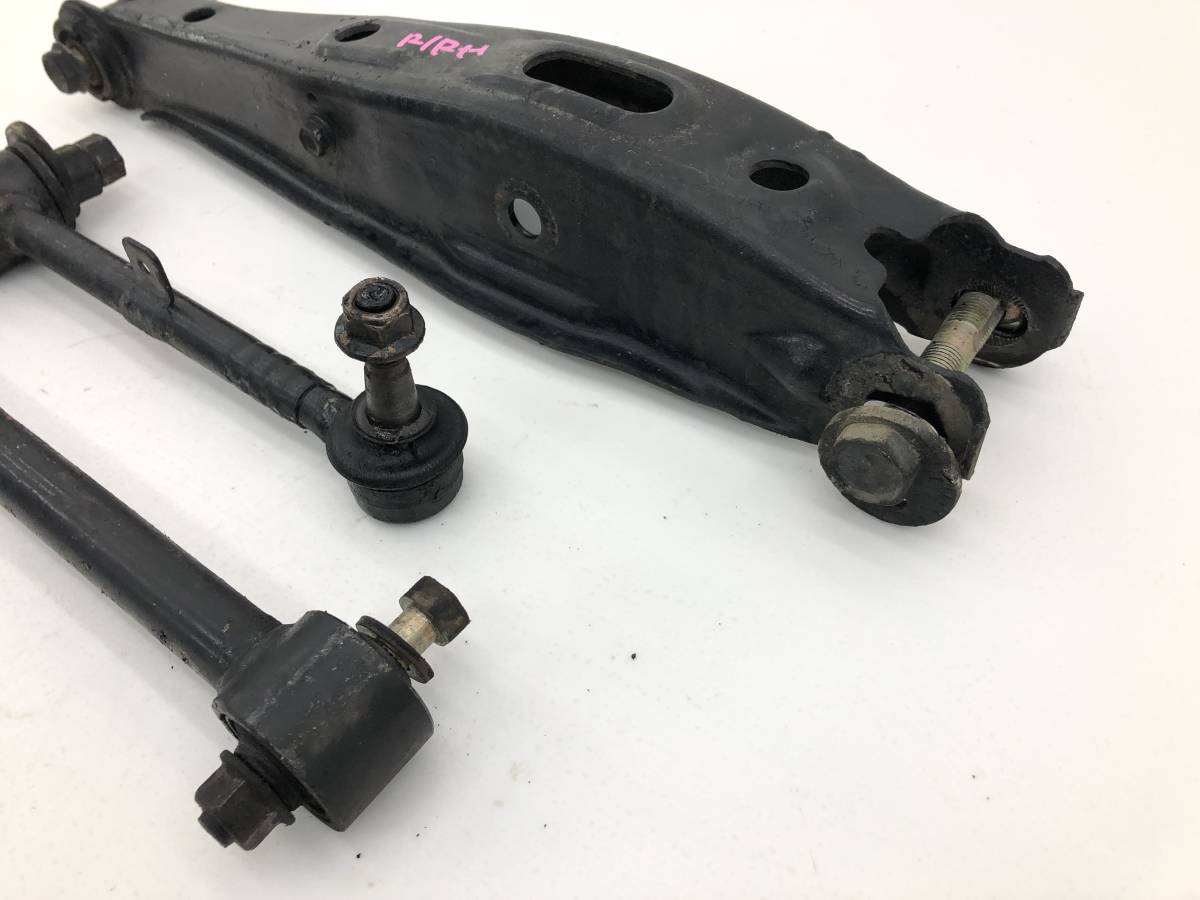 Toyota genuine SXE10 Altezza IS200 Rear Lower Arms Set
