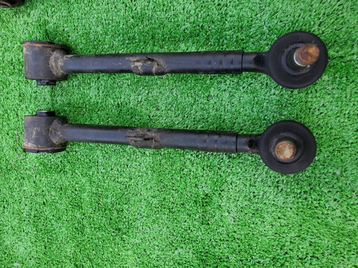 Toyota genuine SXE10 Altezza IS200 Rear Lower Arms Set