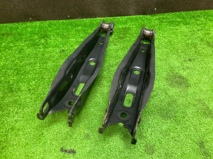Toyota genuine IS200/IS300/Altezza Rear Lower Arms