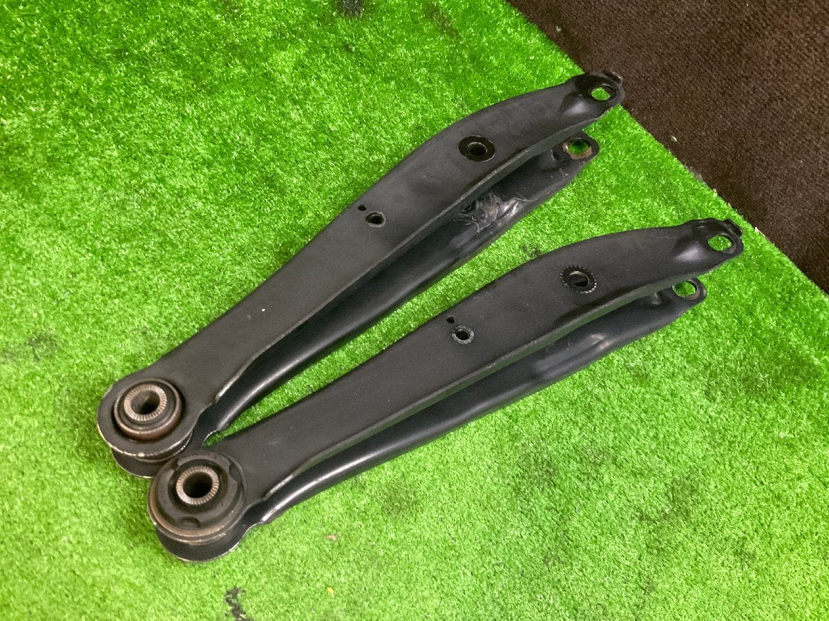 Toyota genuine IS200/IS300/Altezza Rear Lower Arms