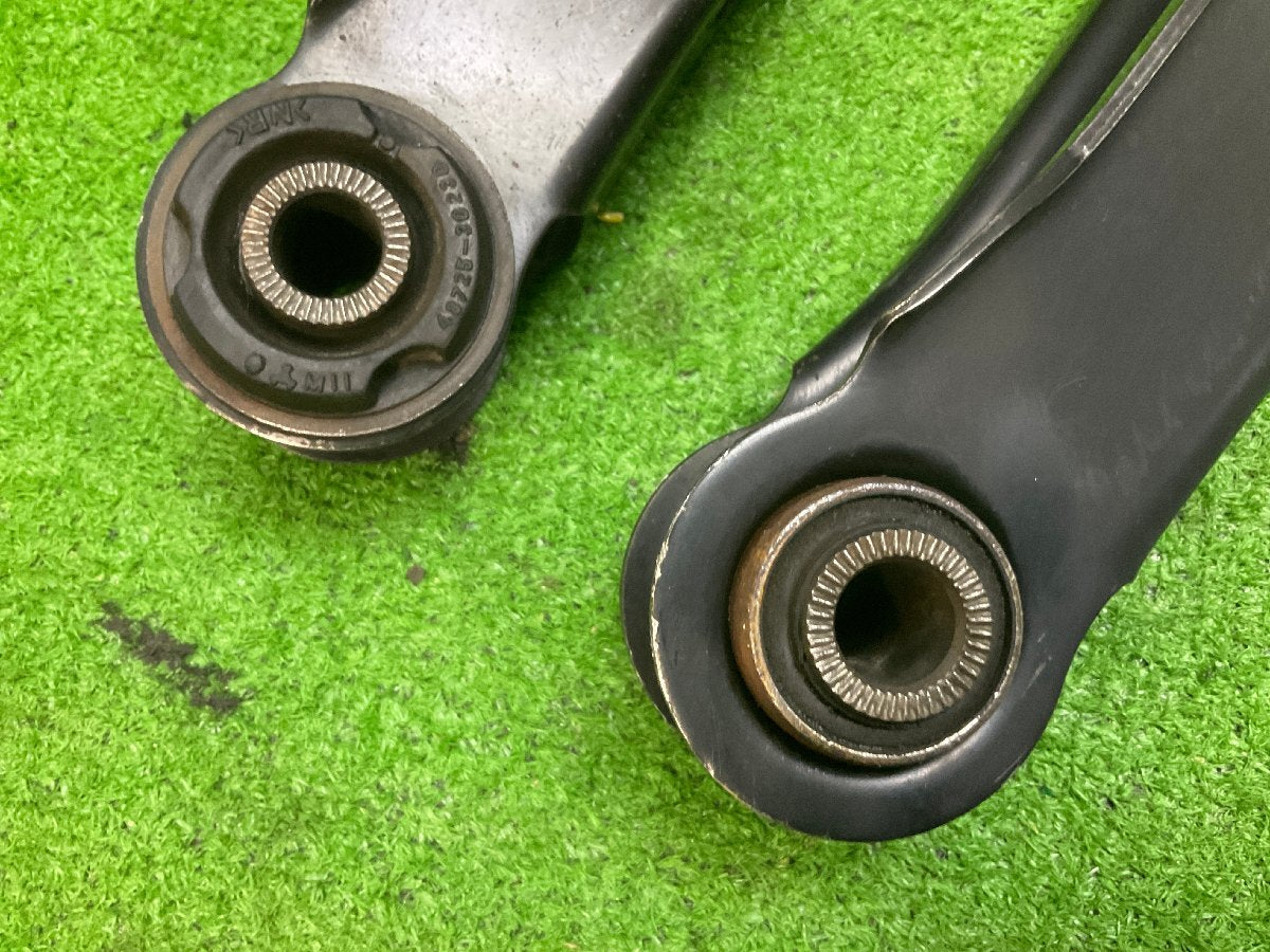 Toyota genuine IS200/IS300/Altezza Rear Lower Arms