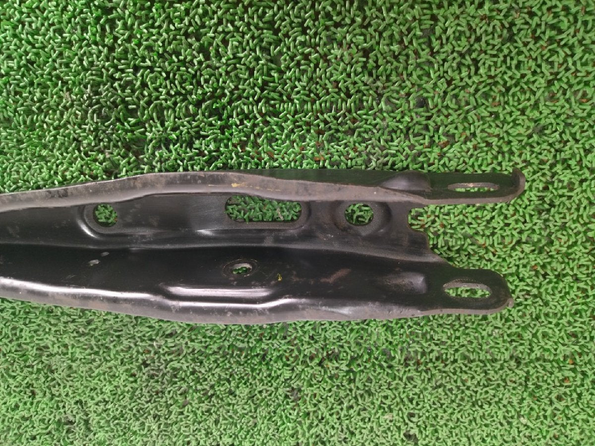 Pair of Altezza/IS200/IS300 Rear Lower Trailing Arms